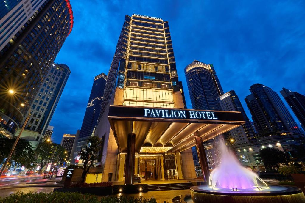 Pavillion Hotel