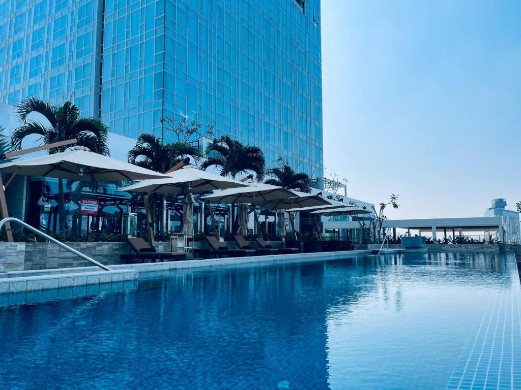 استخر هتل Courtyard by Marriott Colombo